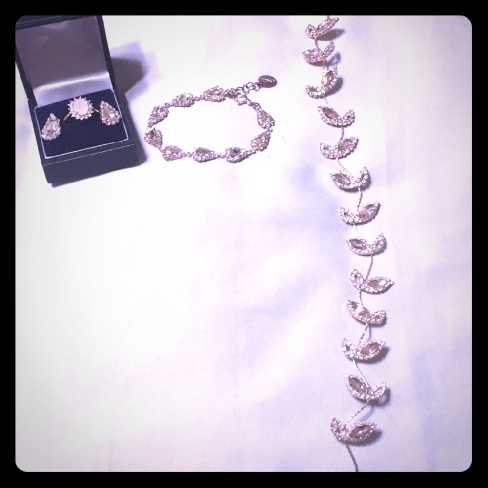 Wedding jewelry
